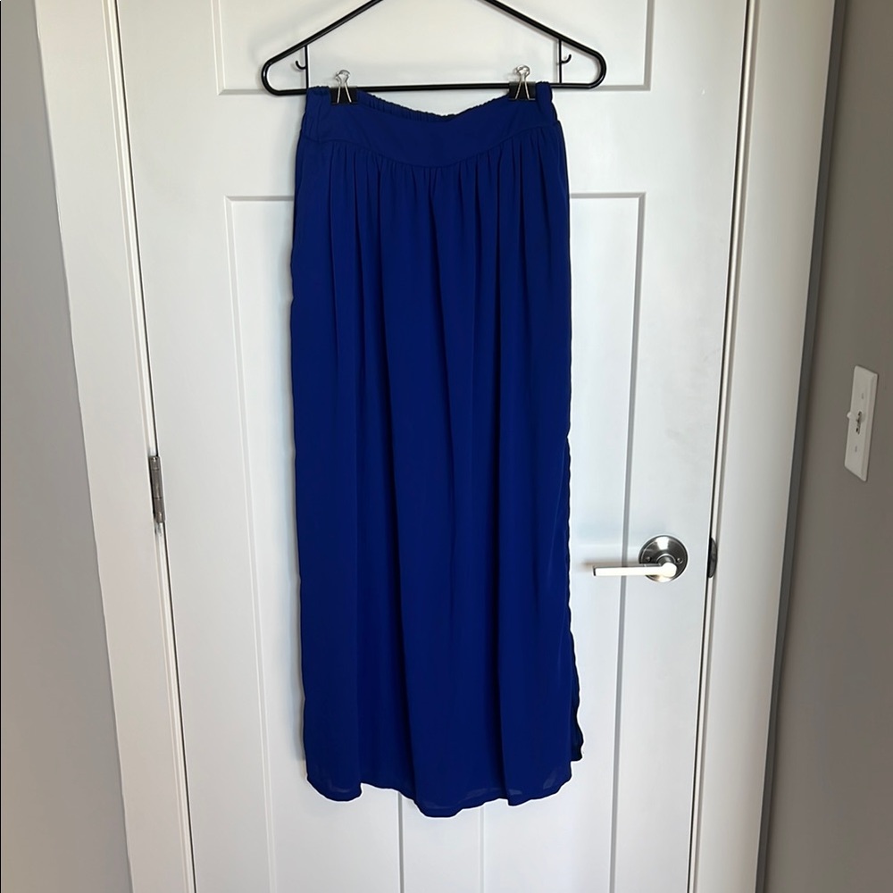 Elegant Blue Maxi Skirt